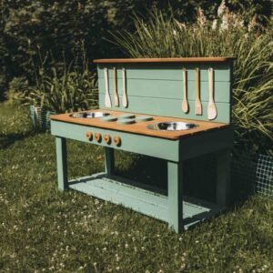 Kuchnie-Blotne_18-scaled-1920x1280-3 Handcrafted solid spruce wooden mud kitchen in a UK garden